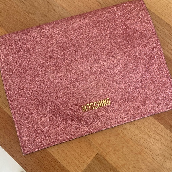 Moschino Accessories - Moschino clutch